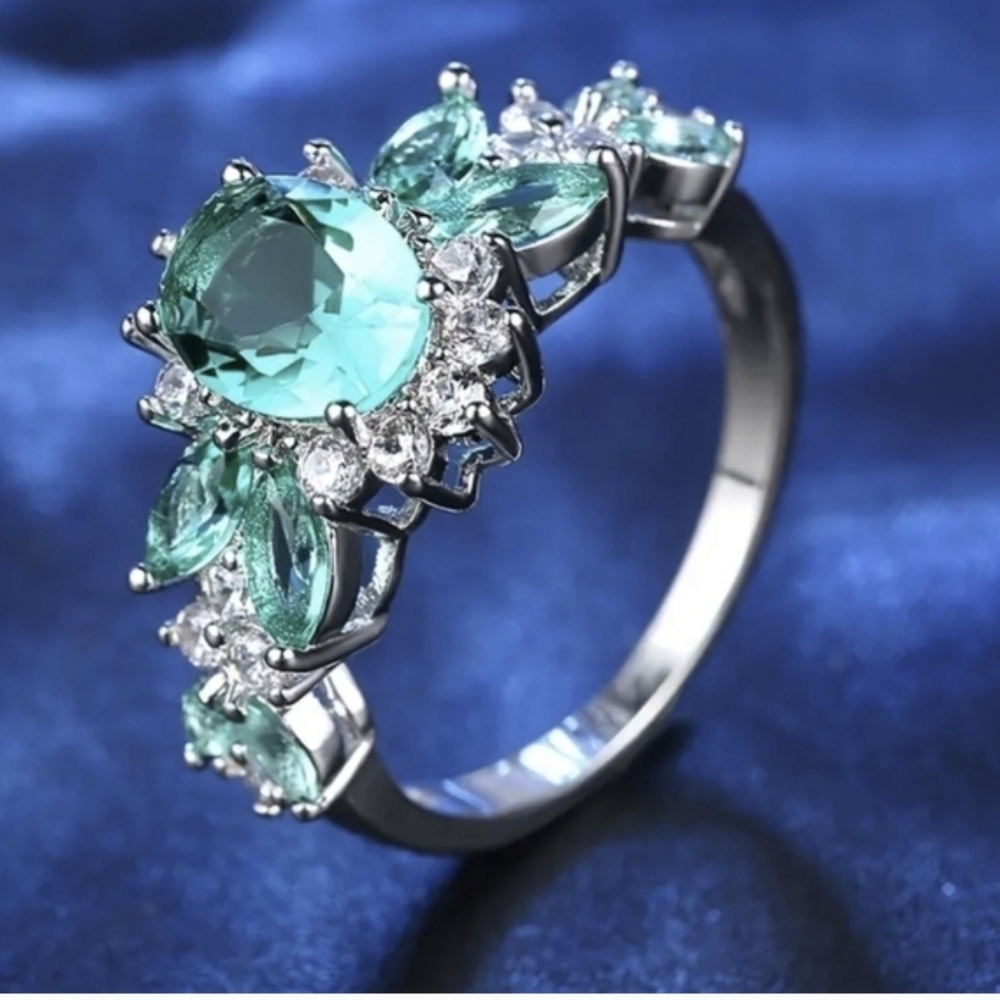New Green Aqua CZ Halo Ring Silver Tone Floral Cluster Statement Ring, T1B1D